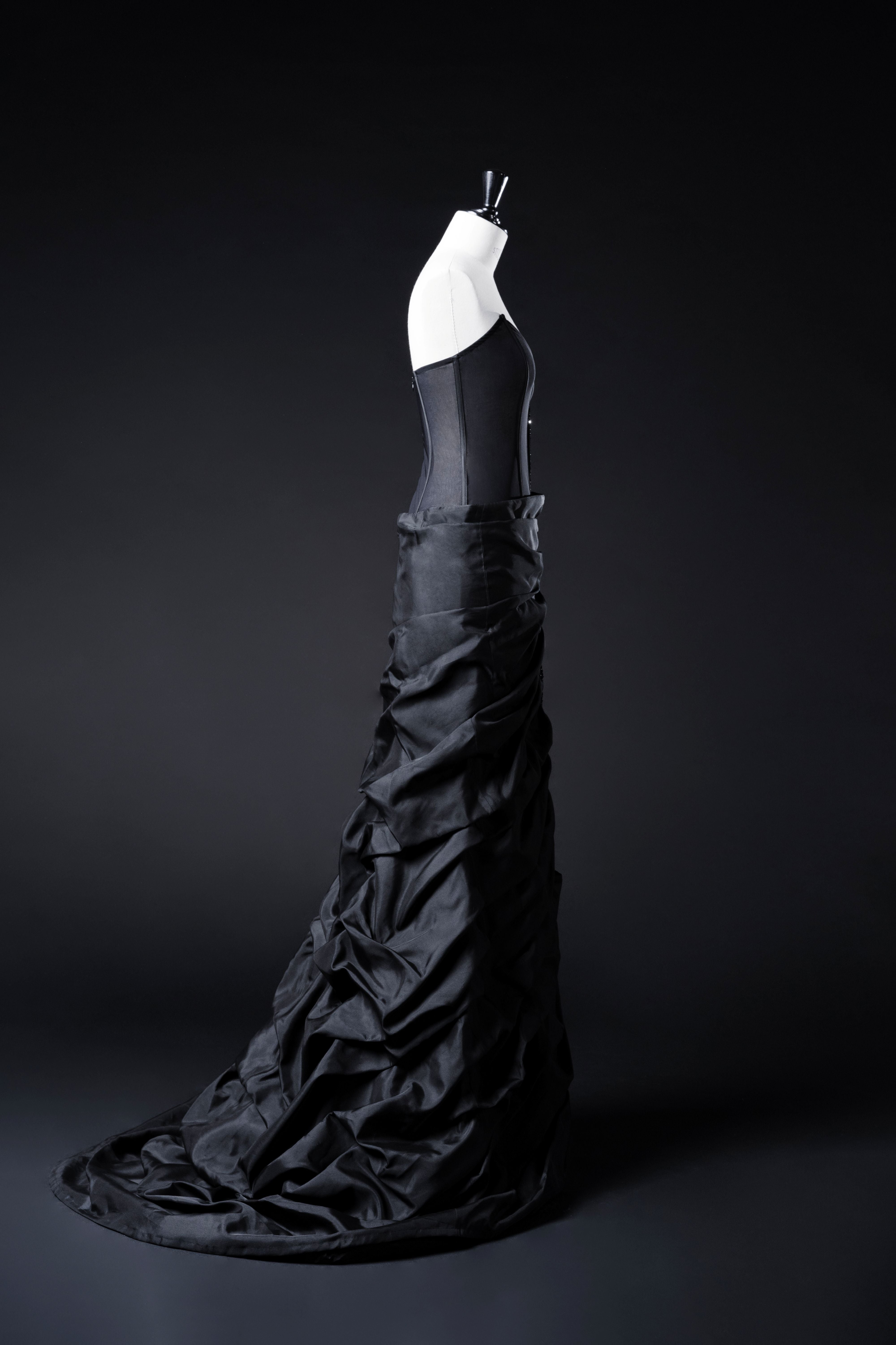 VON LEHNDORFF SILK FALLING DRESS WITH EMBROIDERY