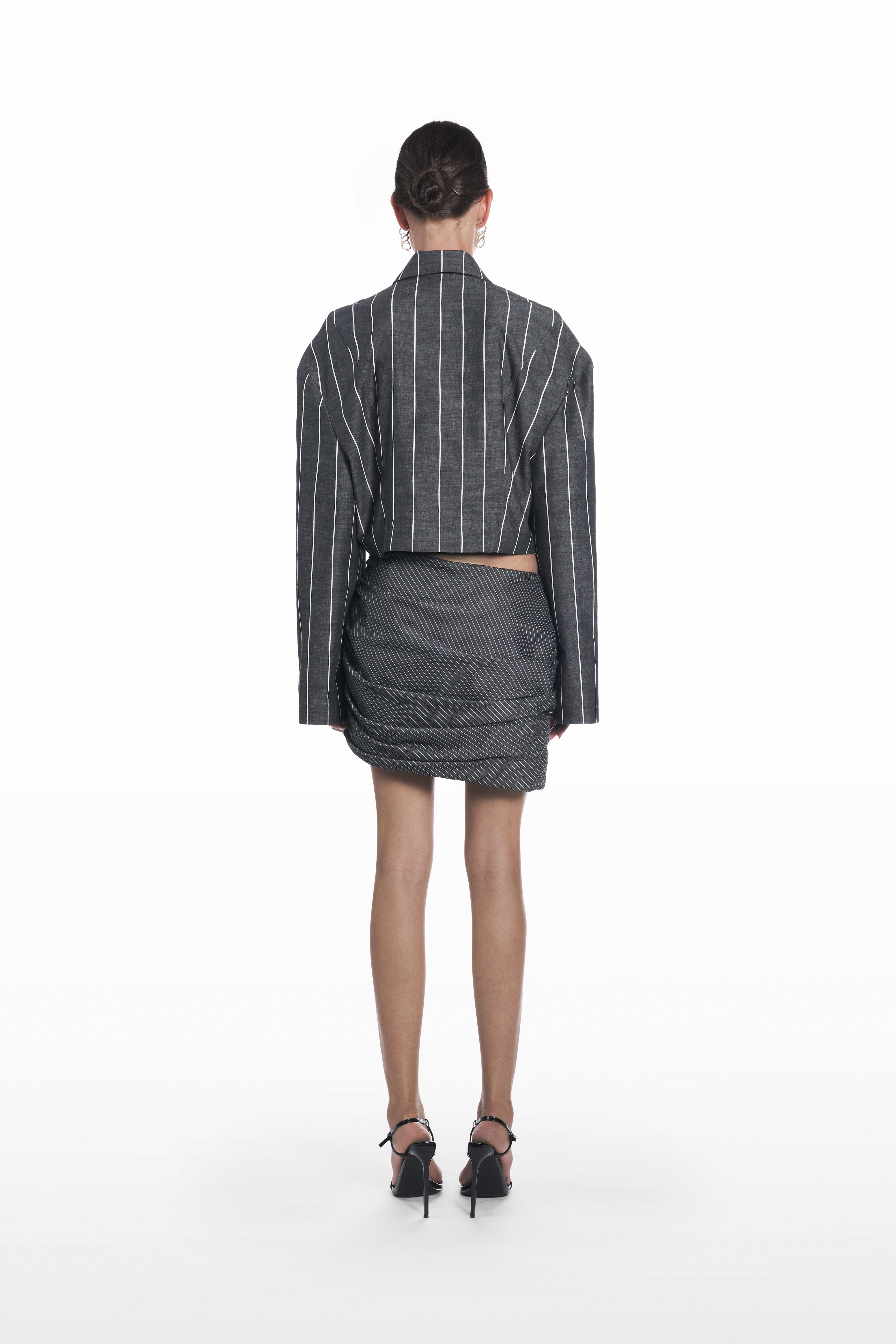 Wide Stripes Shirt in dark grey and white, back view, oversized cotton viscose shirt