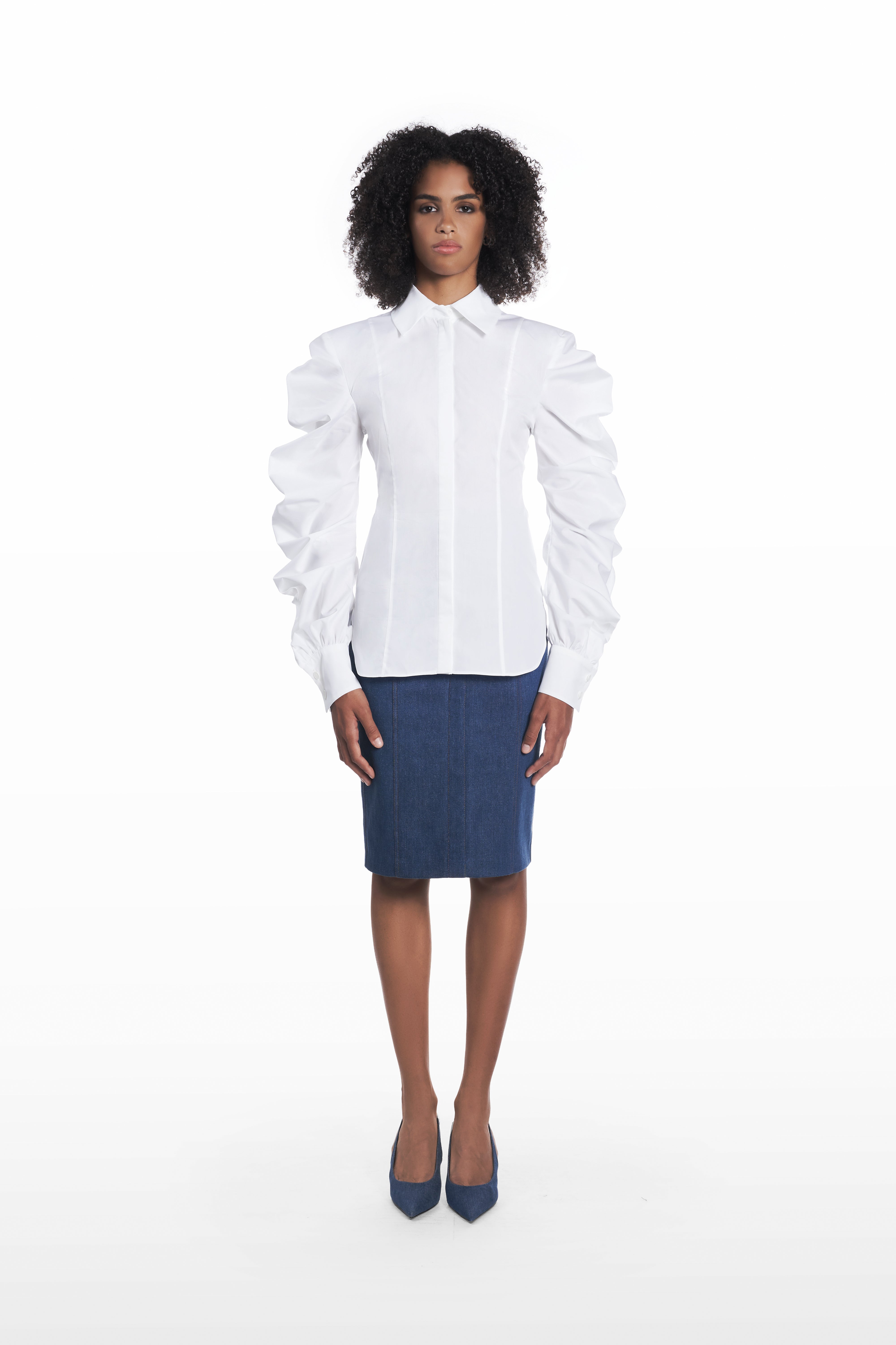 Medusa Classic Shirt in white cotton, front view