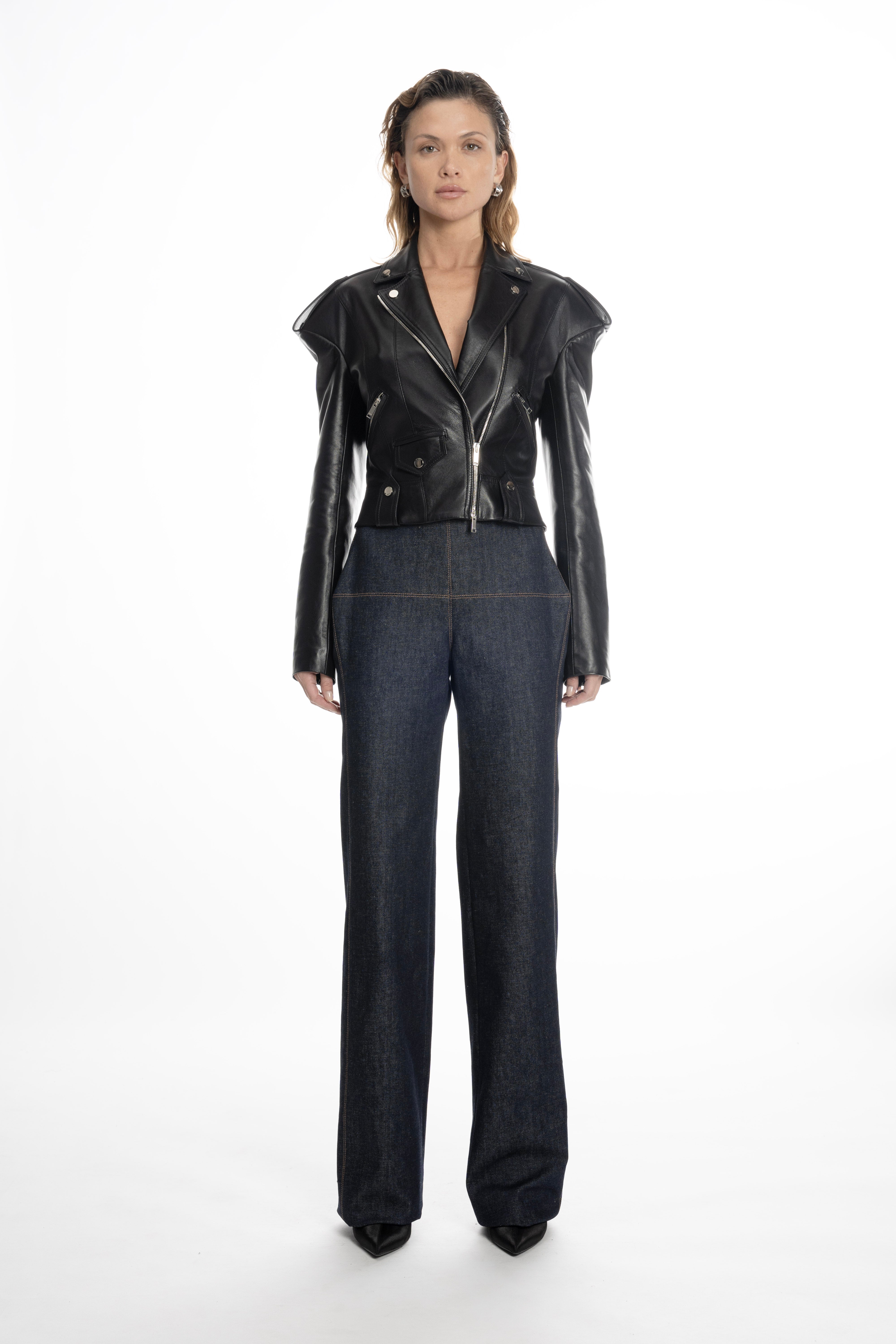 FALLING SHOULDERS LEATHER JACKET