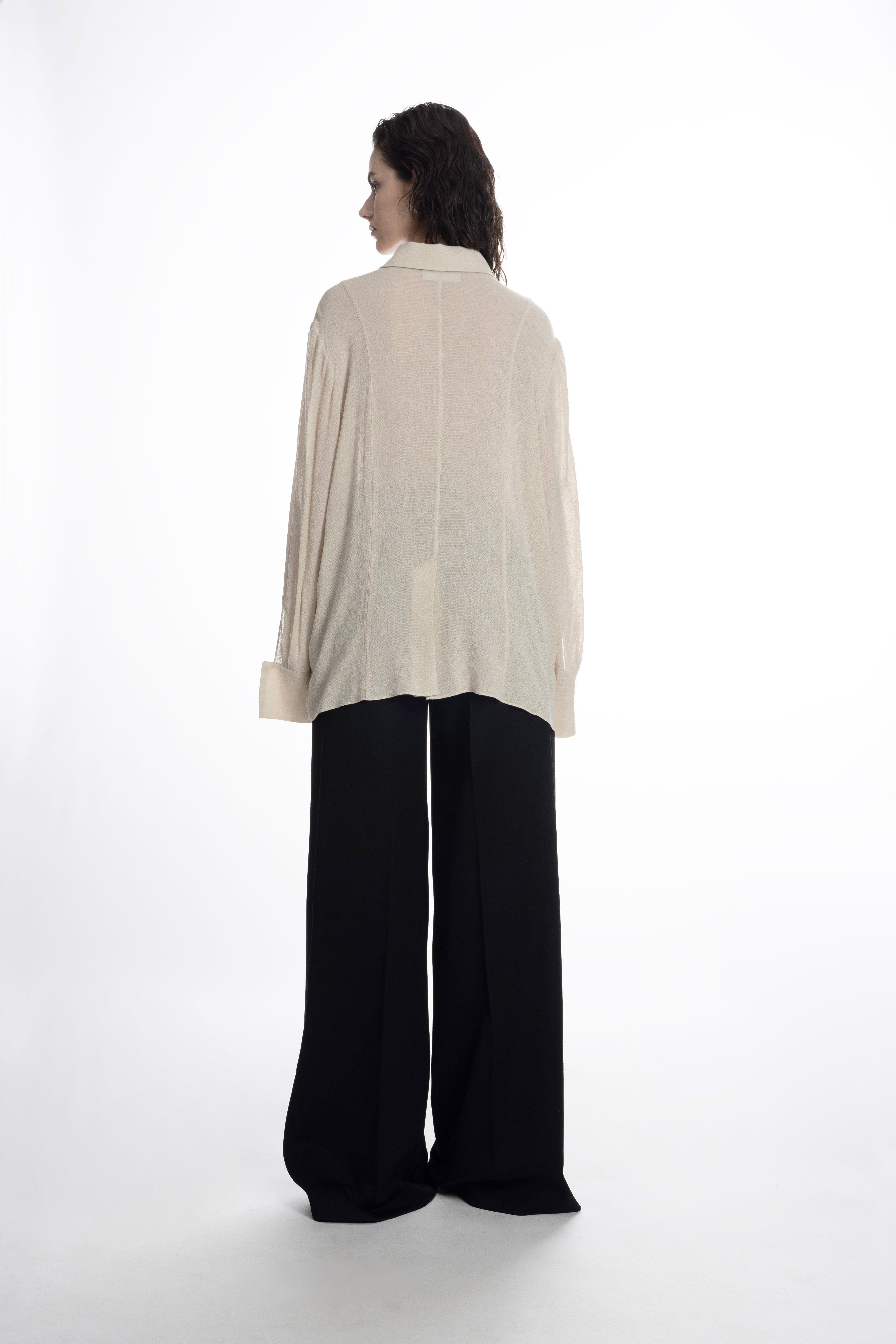 CLASSIC BLOUSE