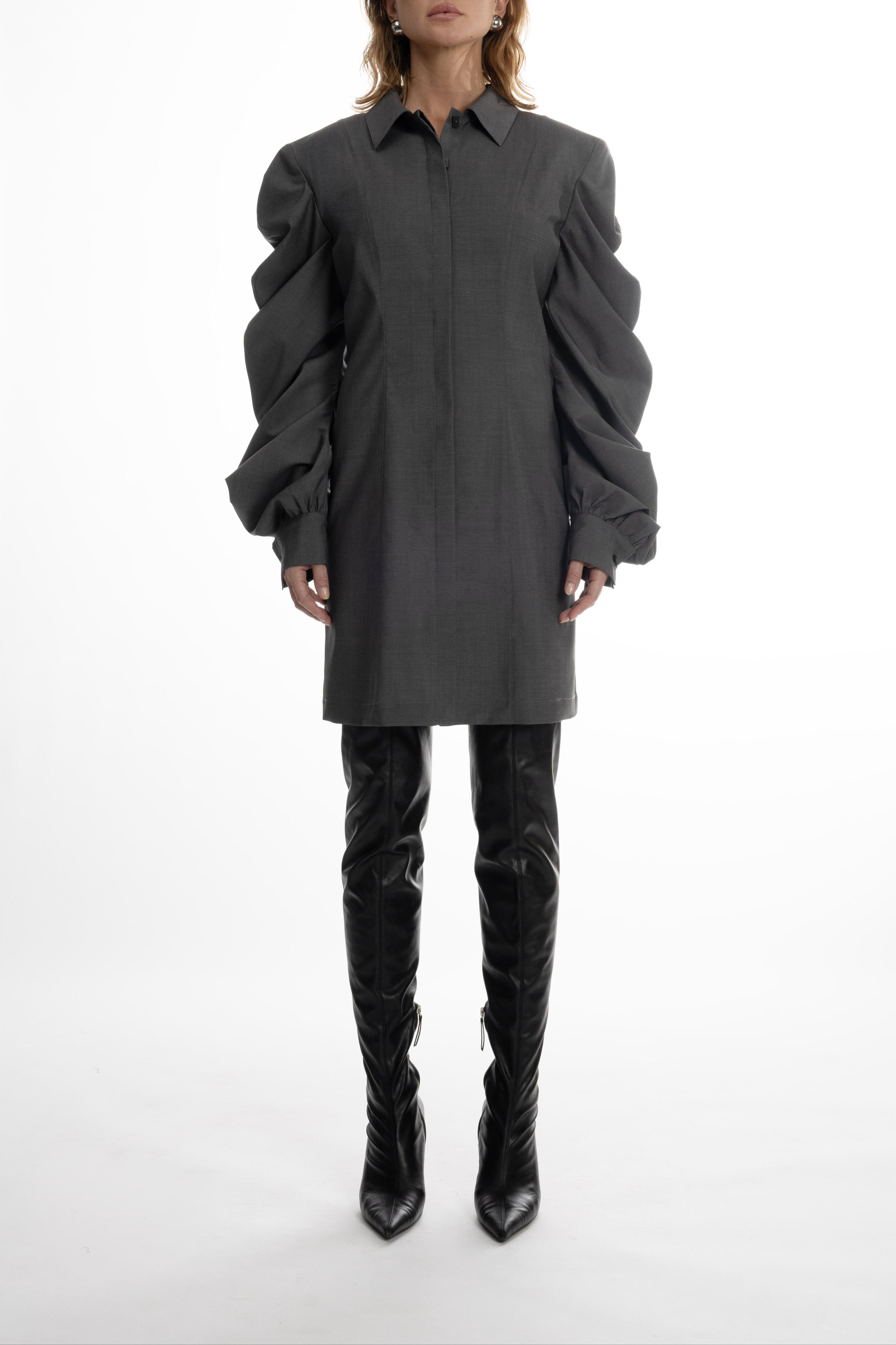 Women’s wool shirt with sculptural sleeves, tailored fit
