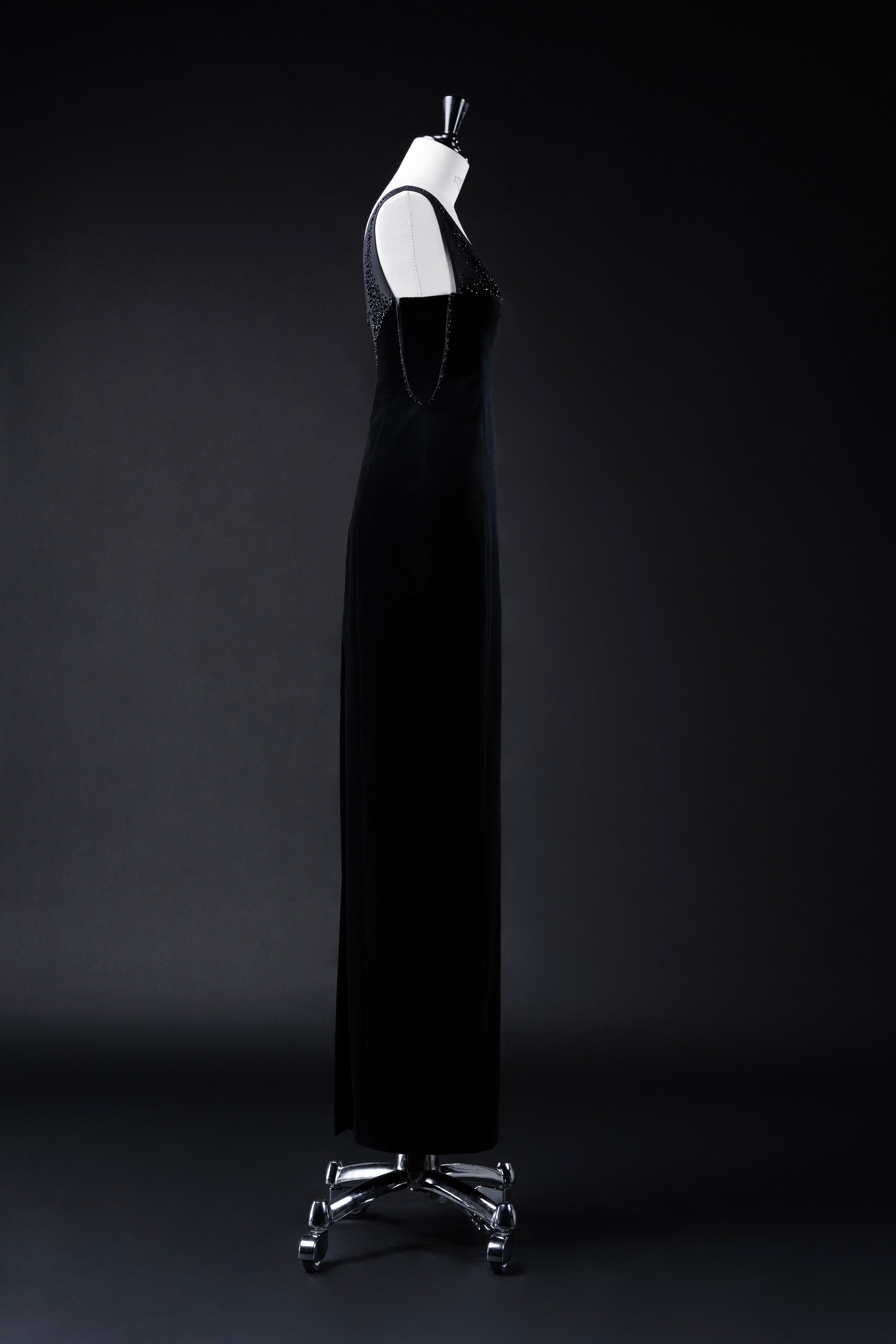 MARLENE VELVET GOWN WITH EMBROIDERY