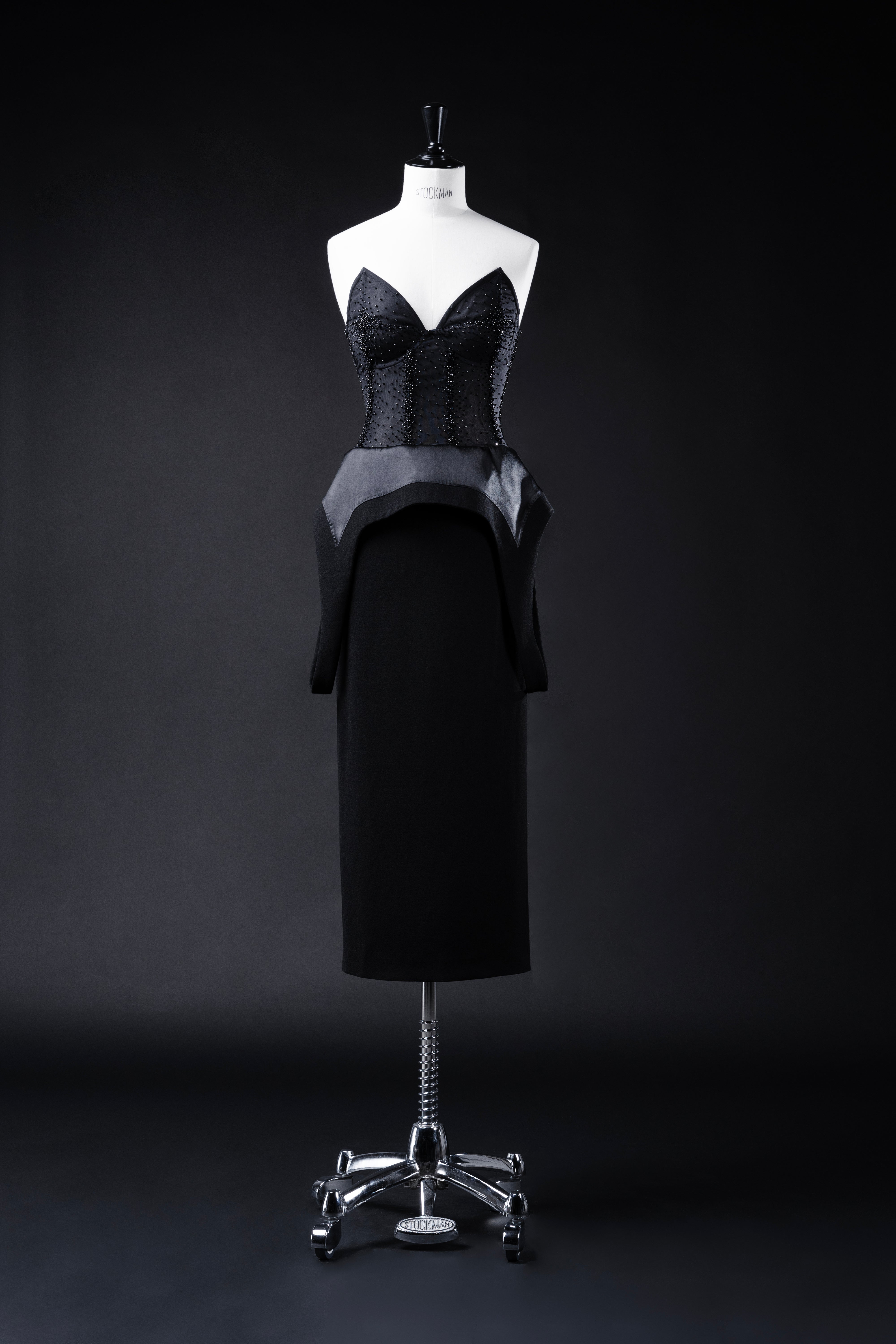 LAUREN FALLING DRESS WITH EMBROIDERY