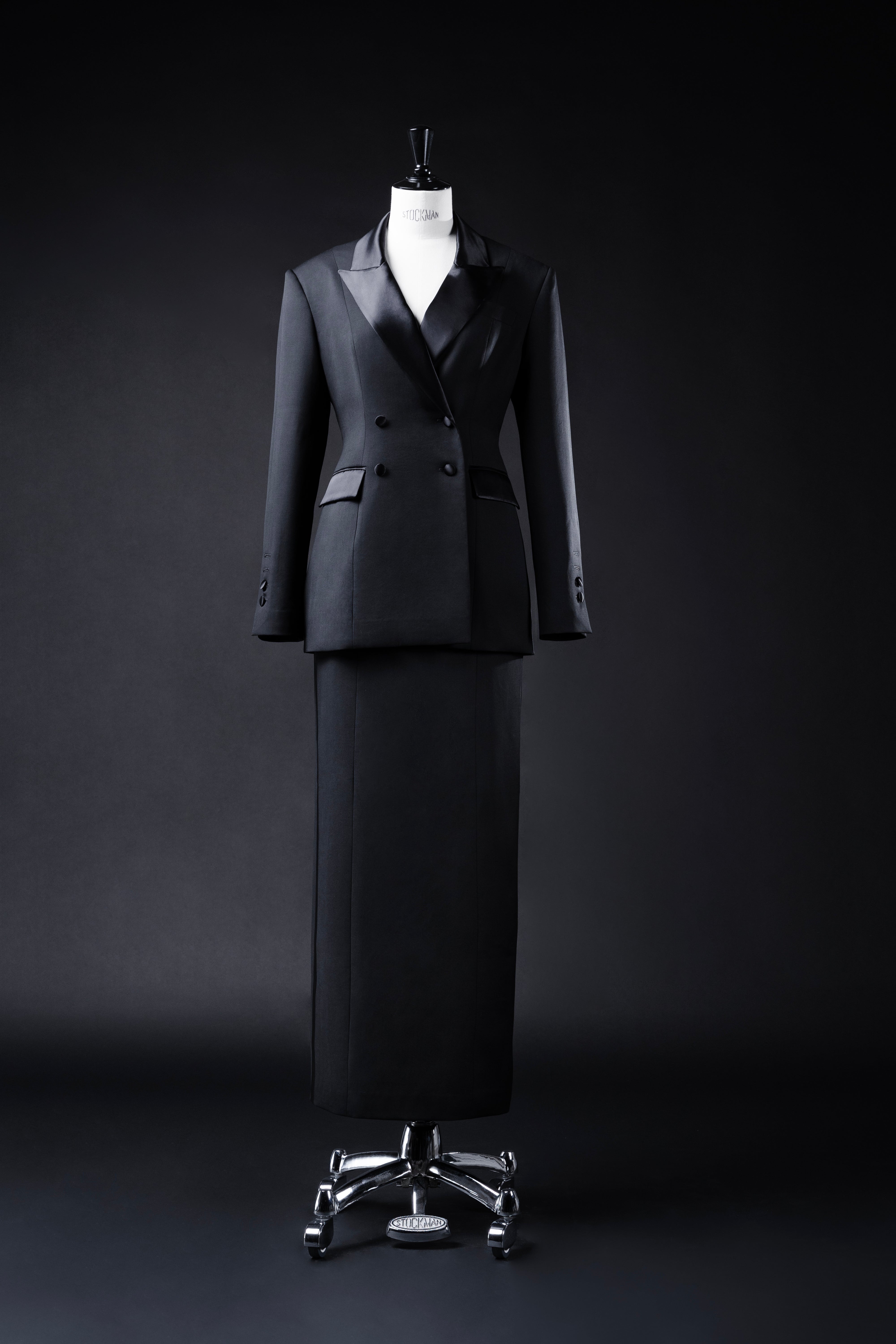 GRETA DOUBLE-BREASTED TUXEDO WITH SKIRT