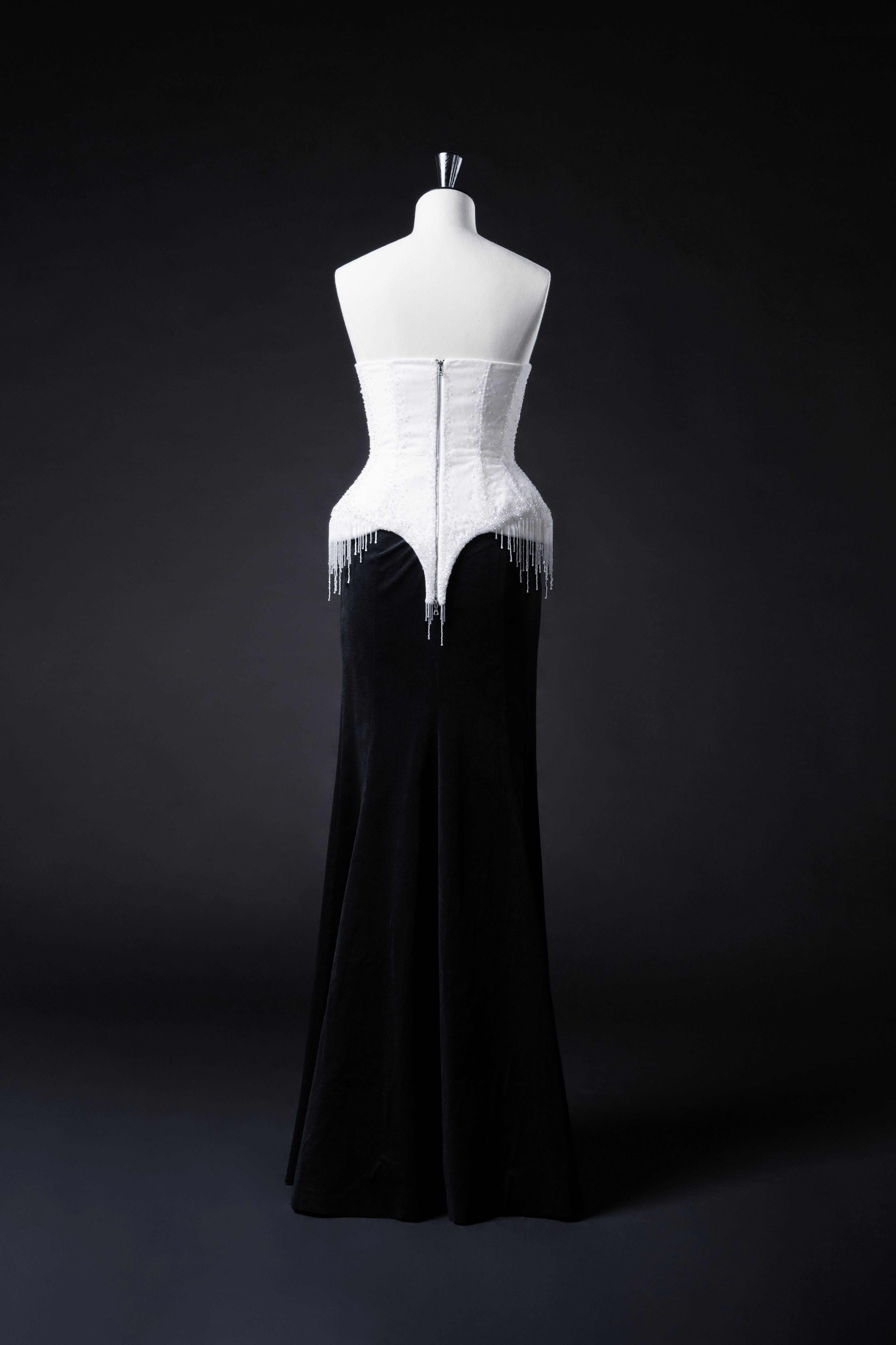 JANE EMBROIDERED CORSET WITH SKIRT