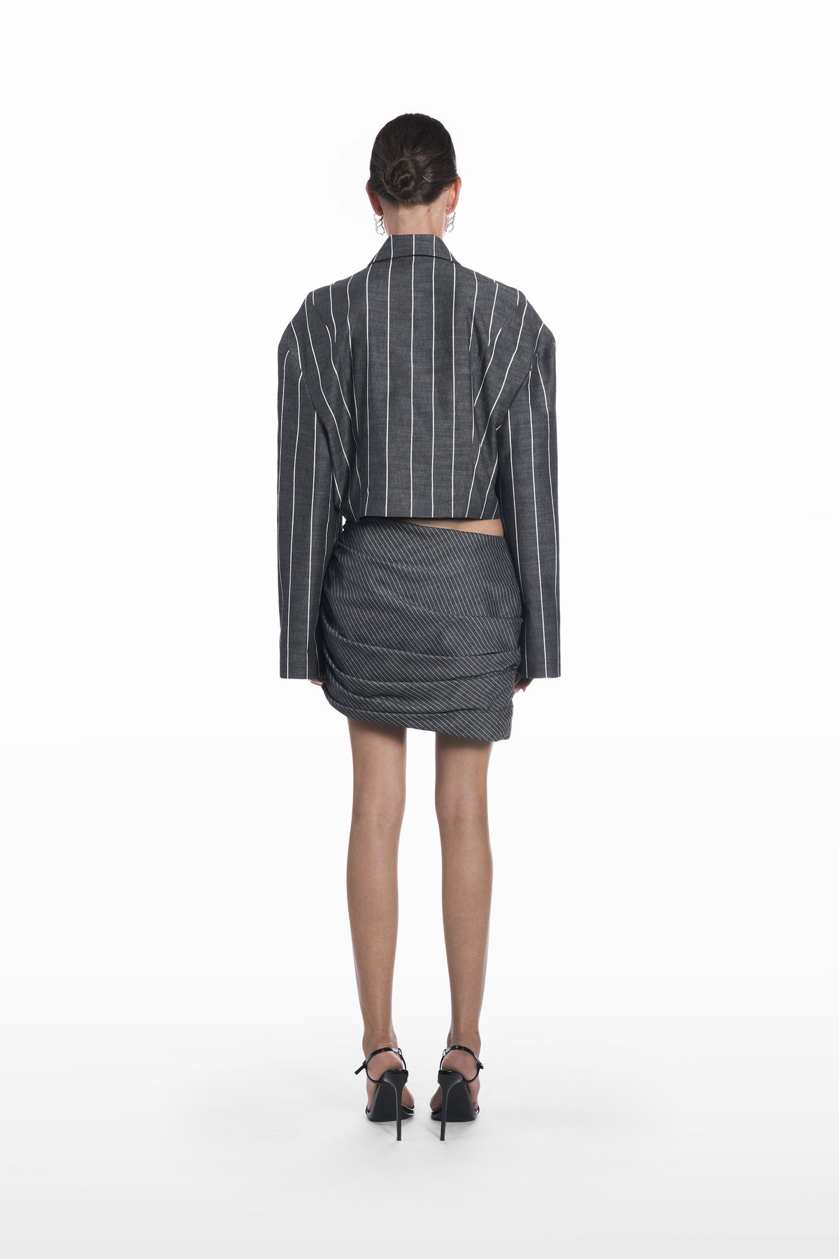 Wide Stripes Shirt in dark grey and white, back view, oversized cotton viscose shirt