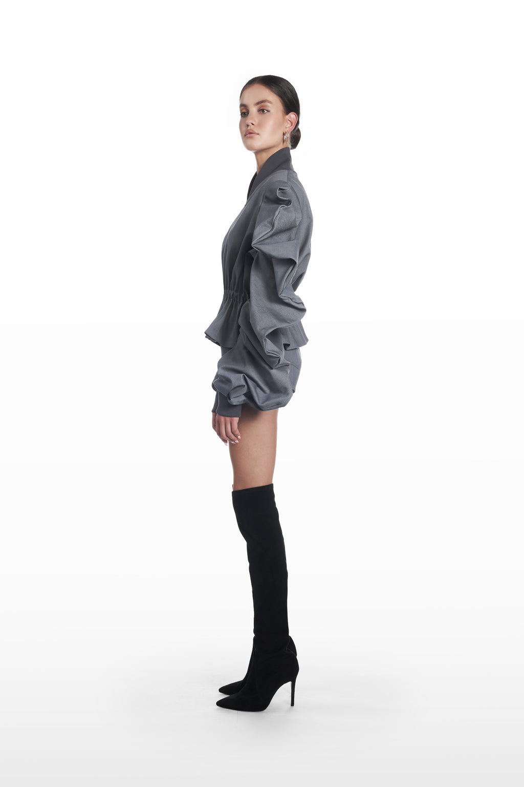 Medusa Short Parka in grey, side view, sculptural cotton parka silhouette