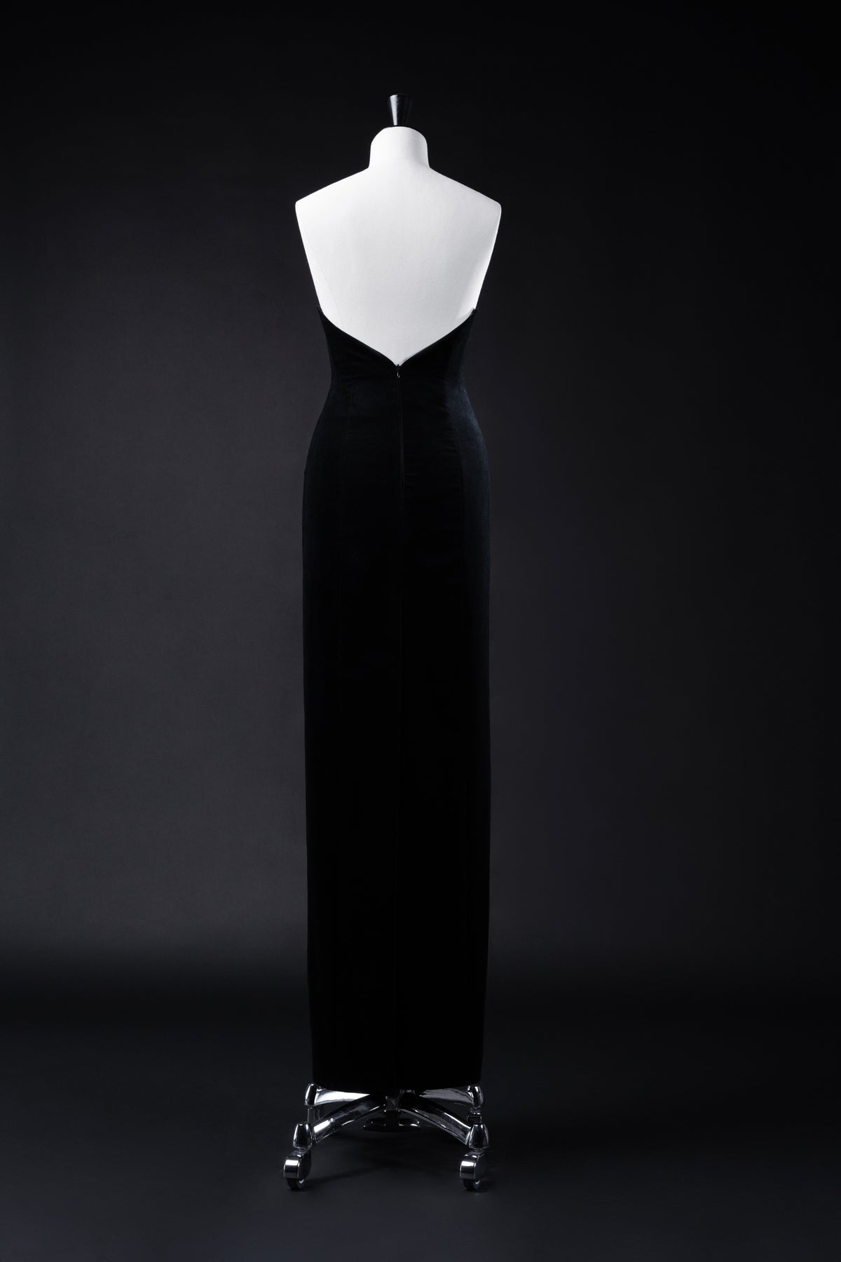 ABITO SENZA SPALLINE LINDA CON BUSTIER RICAMATO